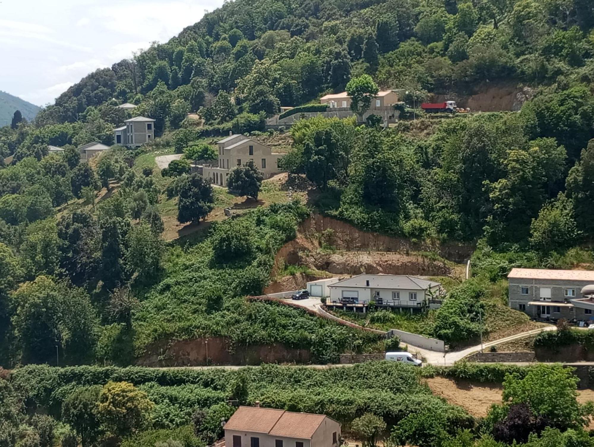 Villa Climatisee A Nuciola Prunete Entre Mer, Montagne Et Piscine Червионе Экстерьер фото